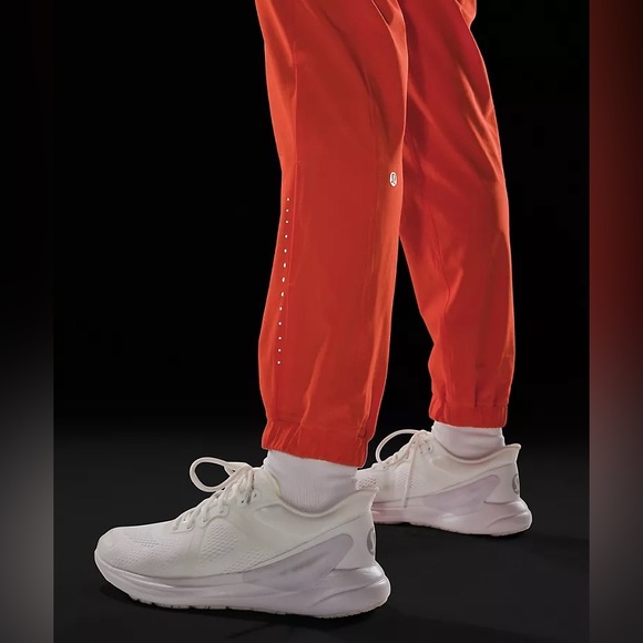 NWT Lululemon Adapted State High-Rise Jogger Airflow - Picture 7 of 7